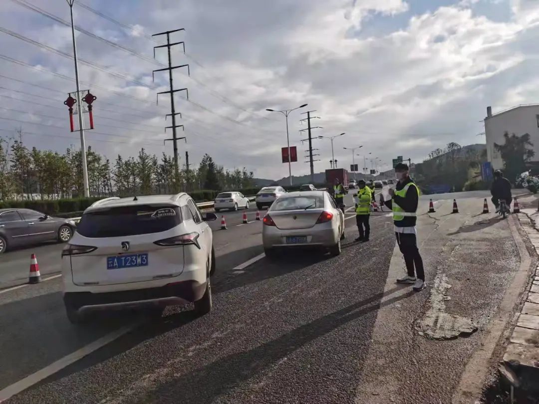 昆明交警(微信)