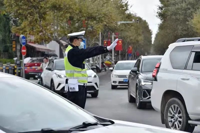 昆明交警(微信)