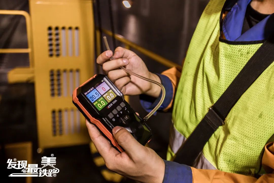 昆明铁路(微信)