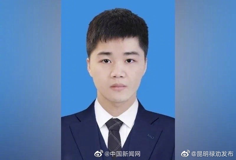 25岁应届博士成985高校博导！网友：别让我妈看见系列
