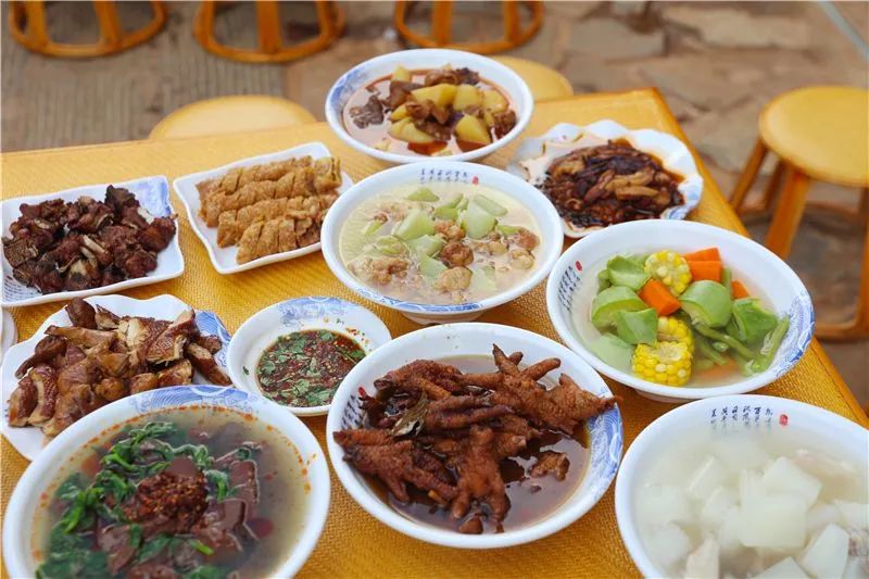 红河文旅(微信)