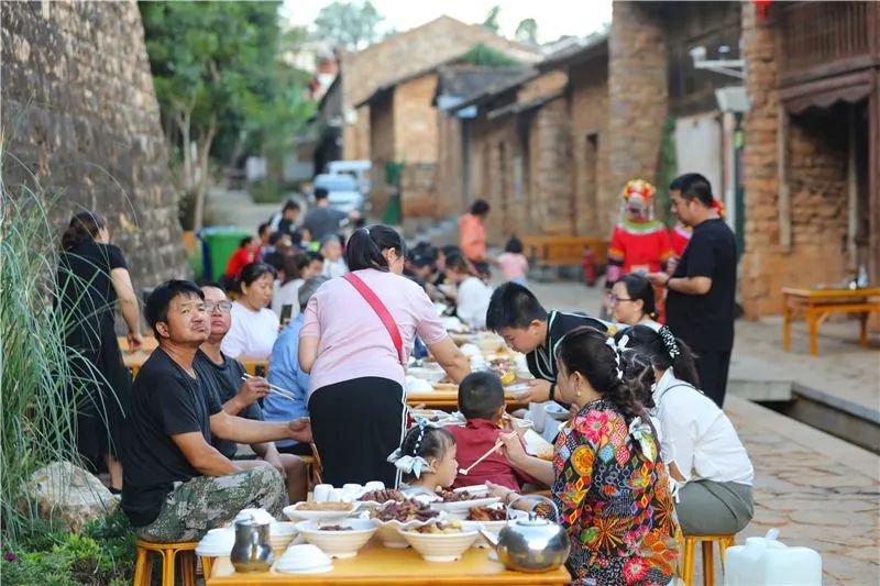 红河文旅(微信)