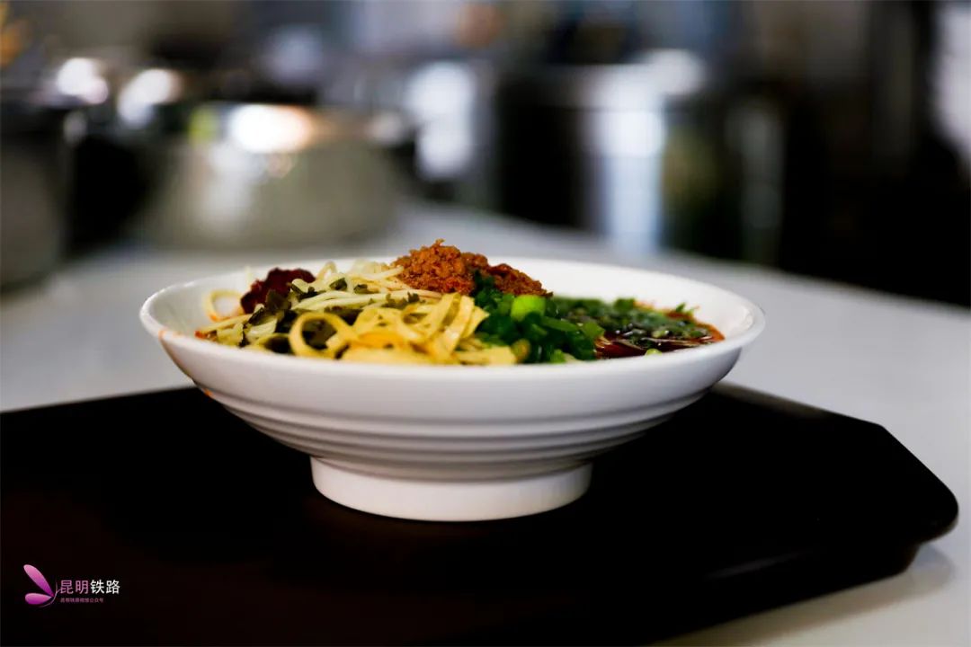 昆明铁路(微信)