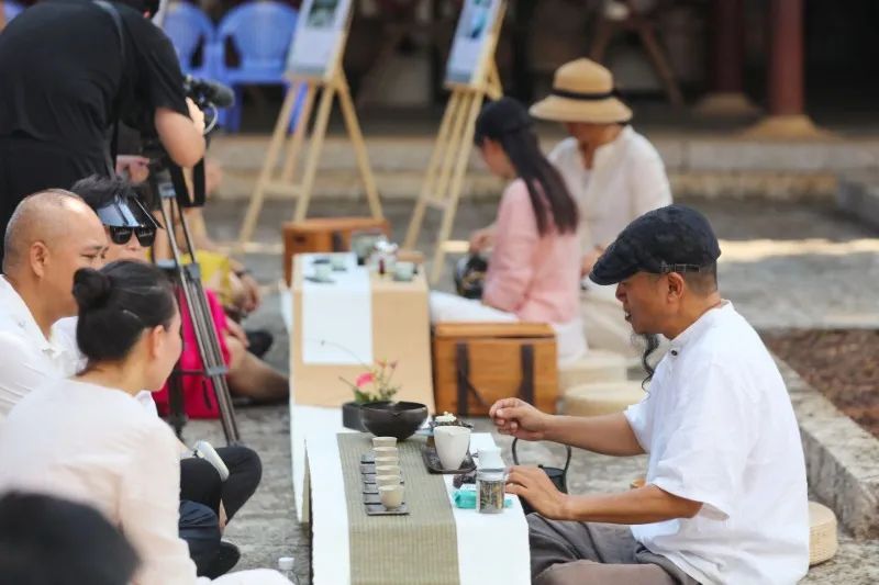 红河文旅(微信)