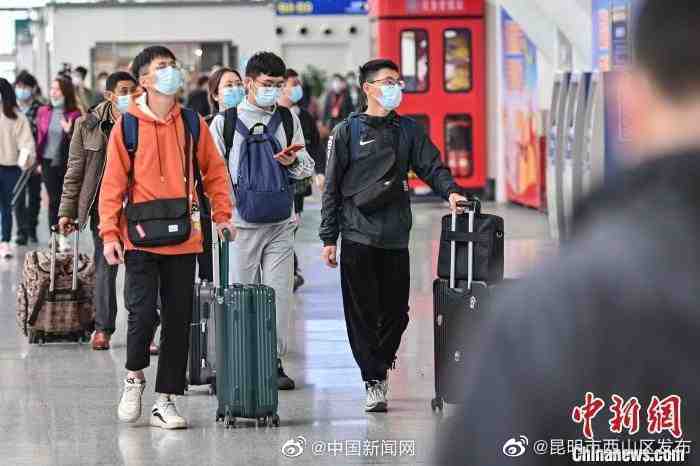 国铁集团：乘火车不听劝阻摘口罩将被处罚