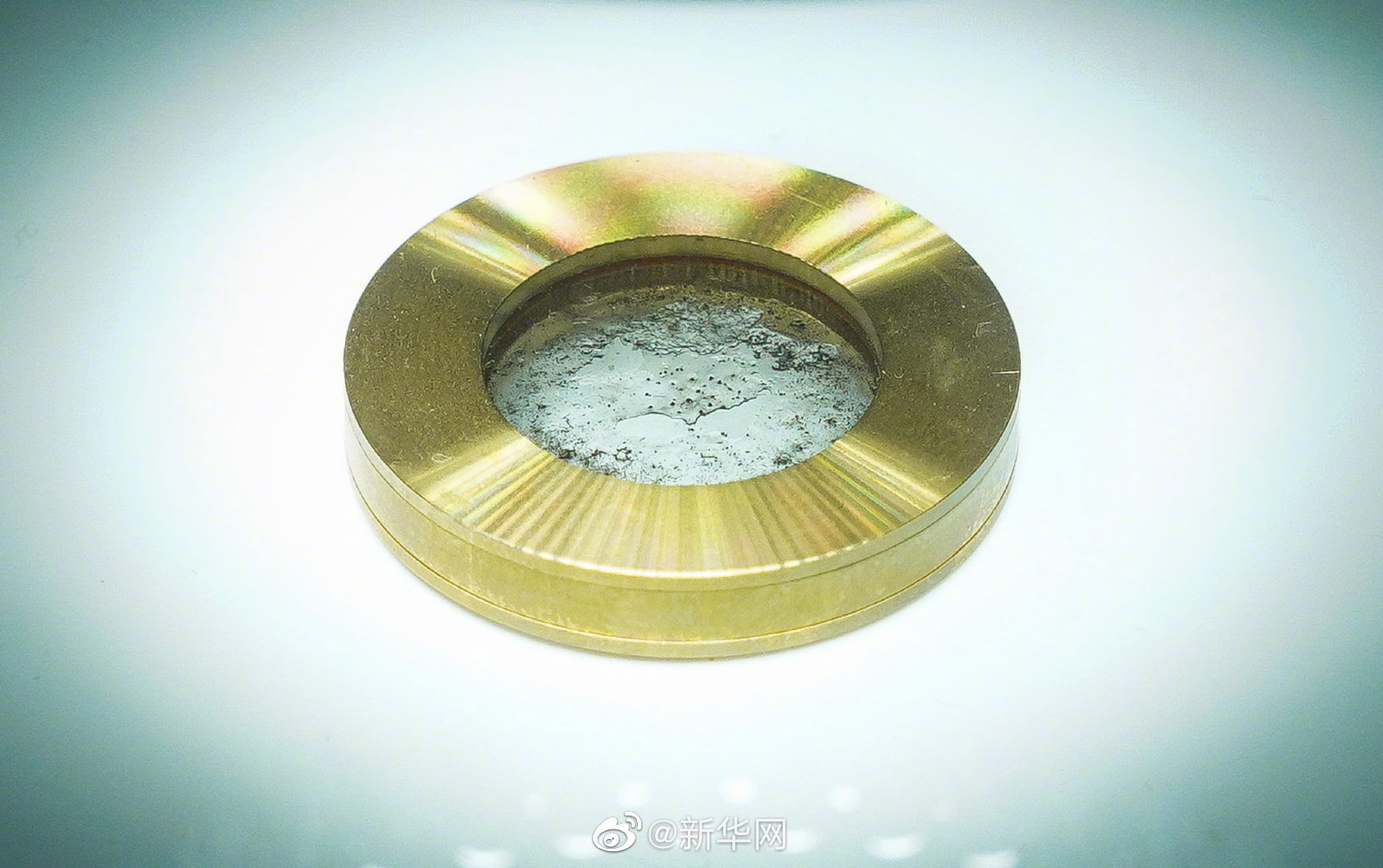 月球19.6亿年前仍存在岩浆活动！嫦娥五号月球样品研究首篇学术成果发表