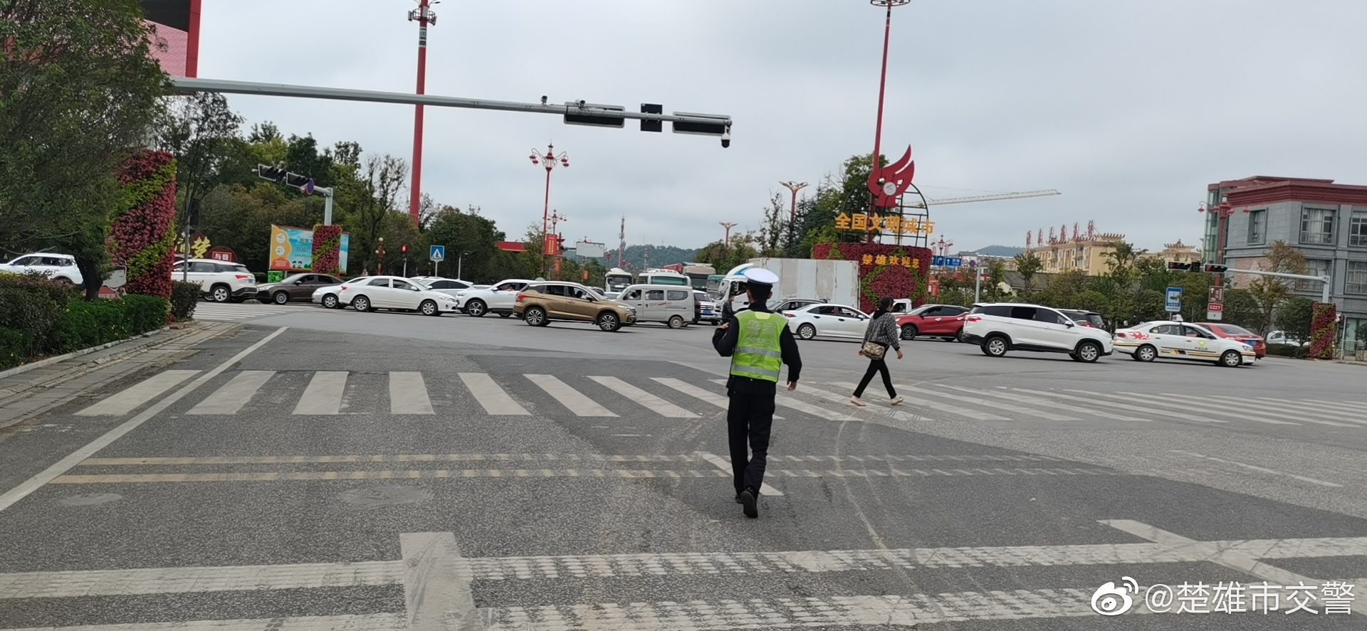 楚雄出入城方向车流量增多