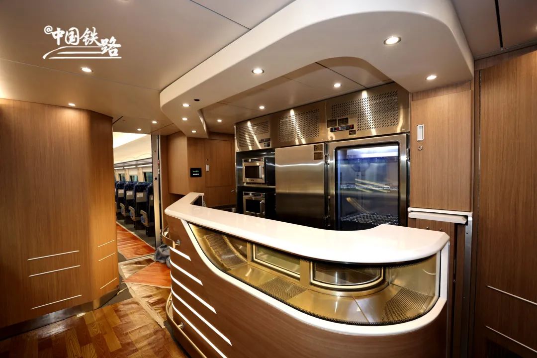 昆明铁路(微信)