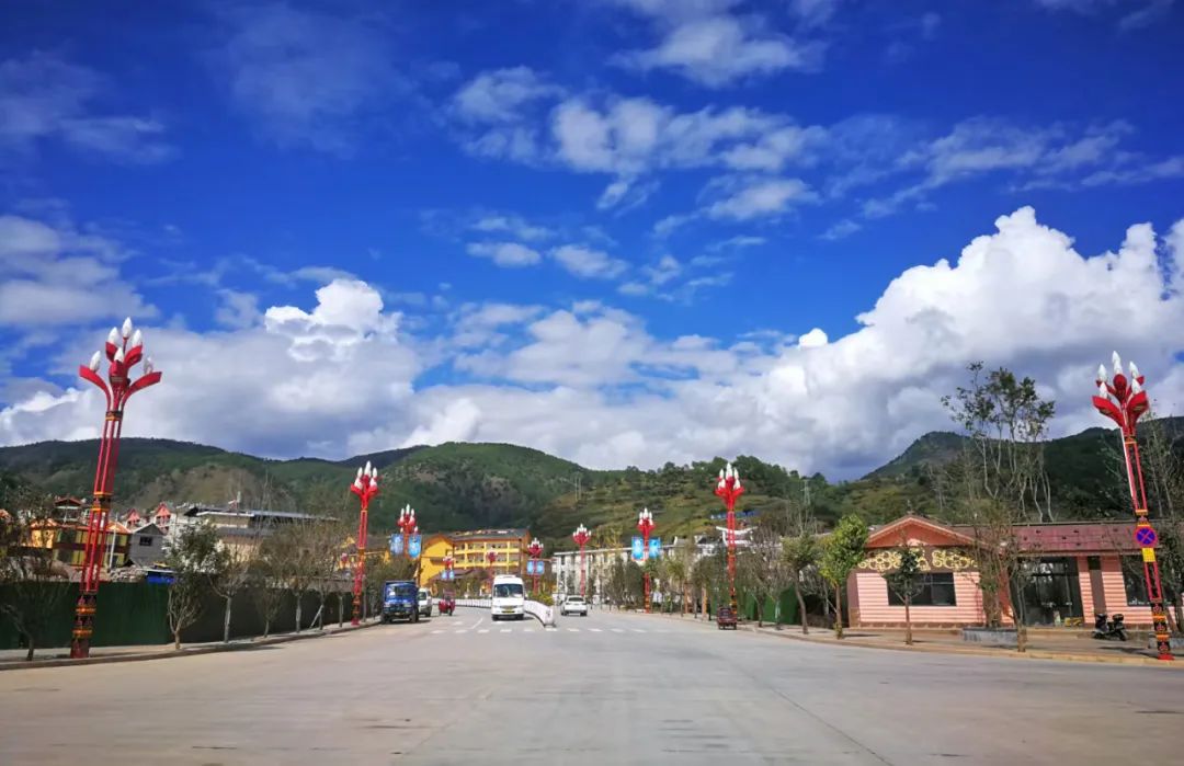 丽江日报(微信)