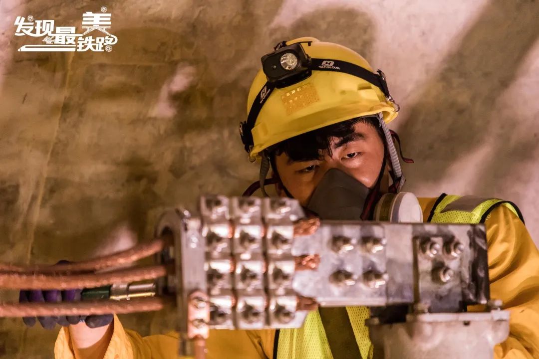 昆明铁路(微信)