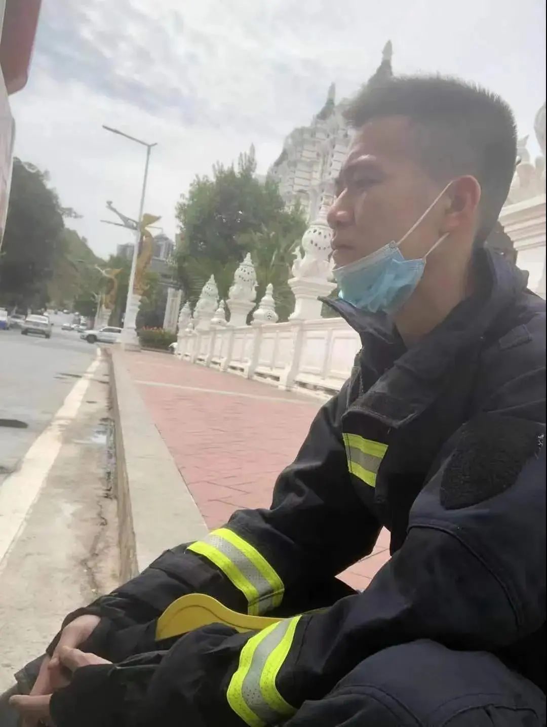 云南政法(微信)