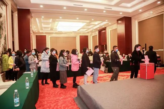 昆明医科大学附属口腔医院