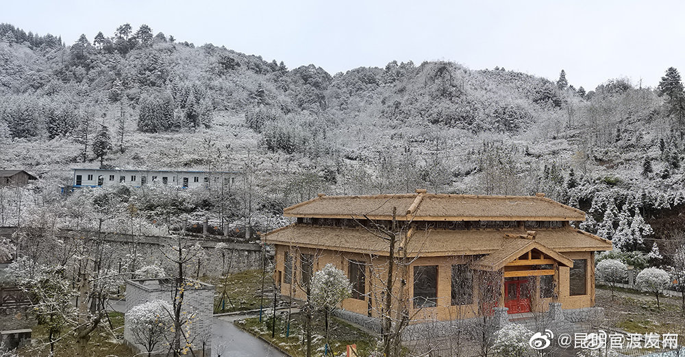 云南昭通迎来2021年冬季首场降雪