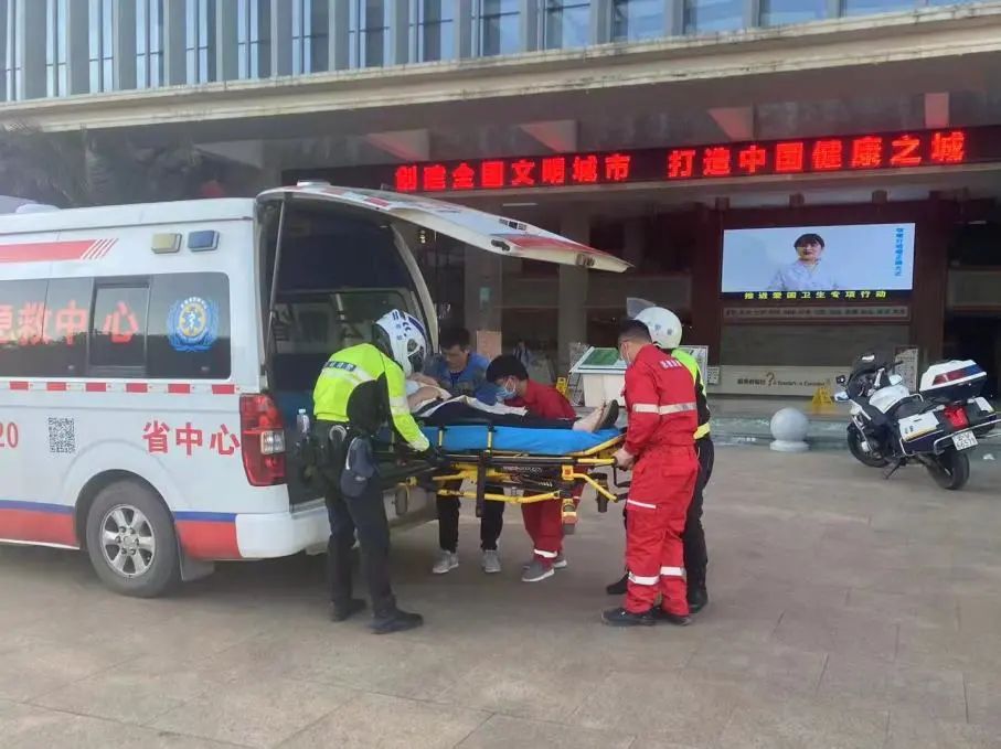 昆明交警(微信)