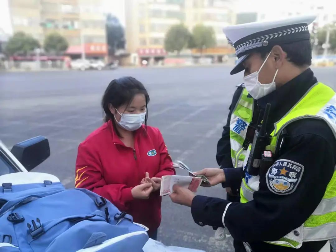 昆明交警(微信)