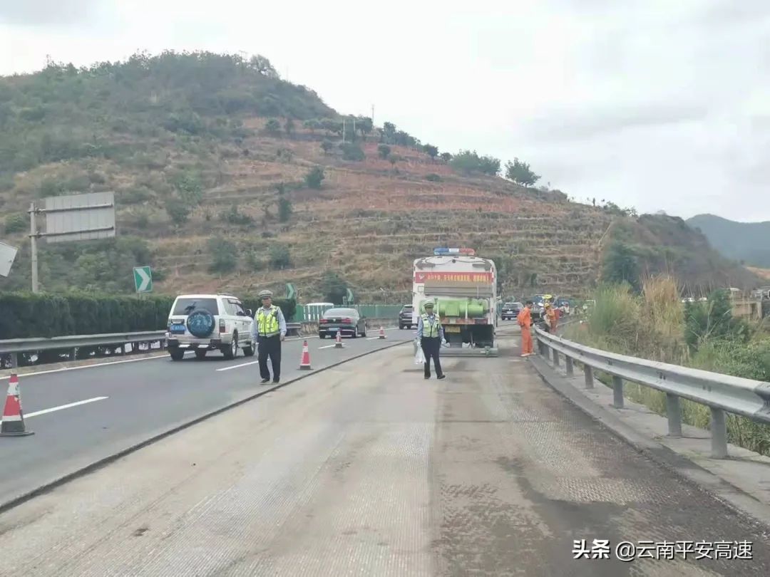 云南高速交警