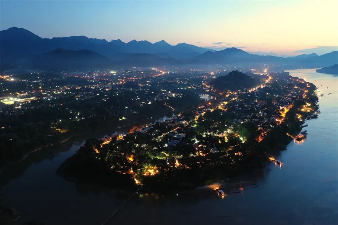 昆明铁路(微信)