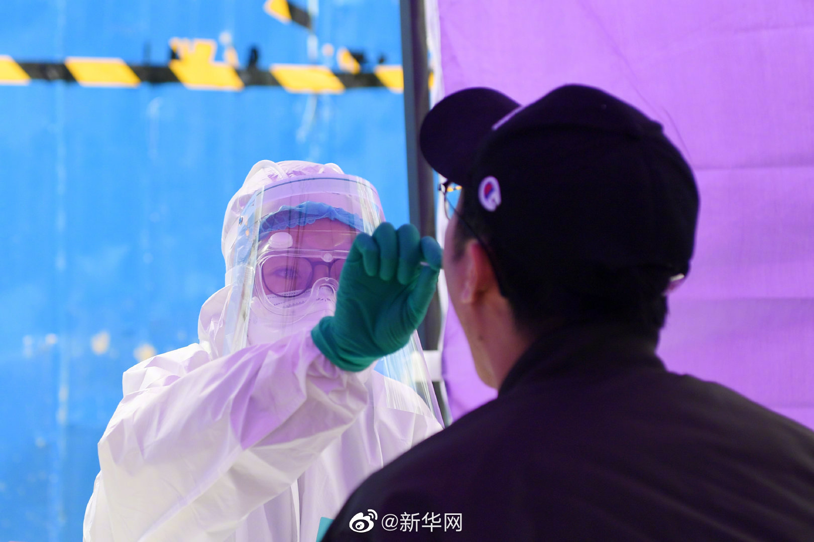 北京调整进出京管理措施 周边启用13个核酸检测点
