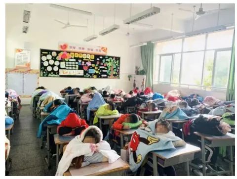 春城晚报
