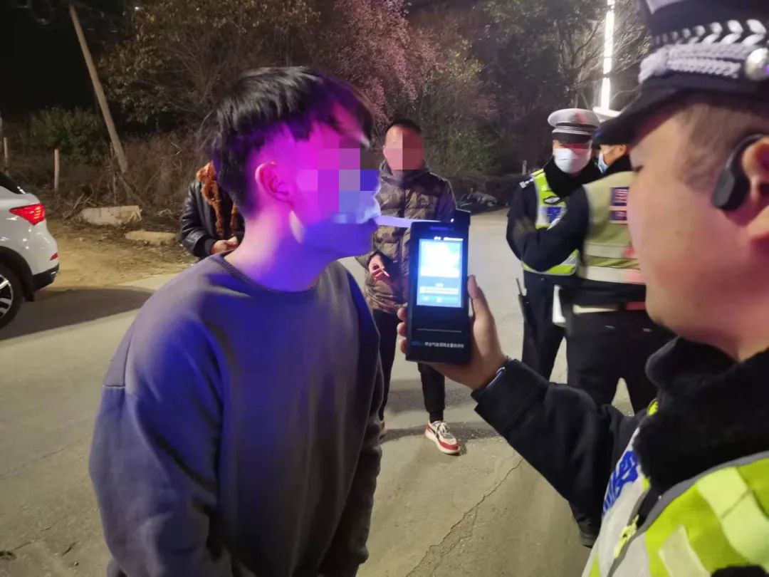 昆明交警