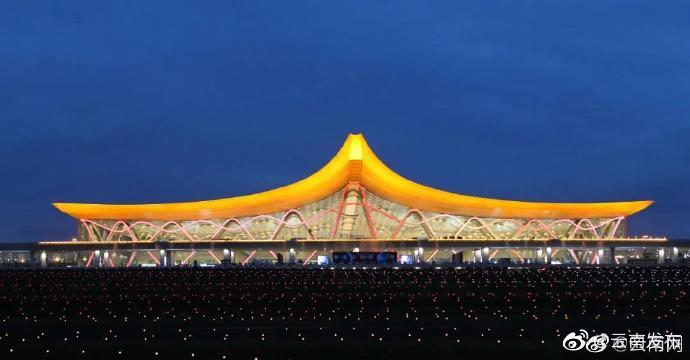 多家航空公司发布涉昆明进出港航班退改签政策