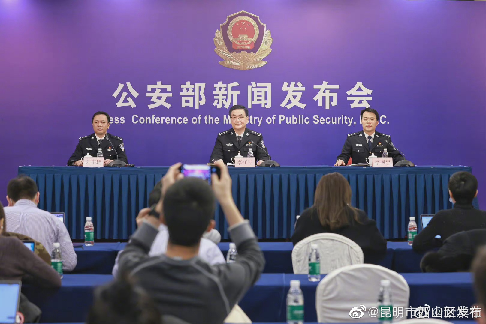 我国机动车和驾驶人总量增量均居世界第一