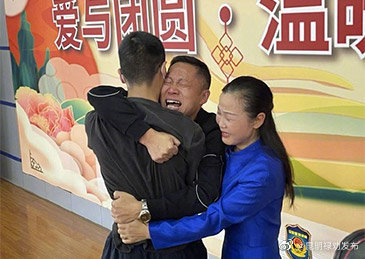 媒体：谁给被拐孩子办的户口，这一点也要查