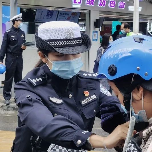 昆明交警