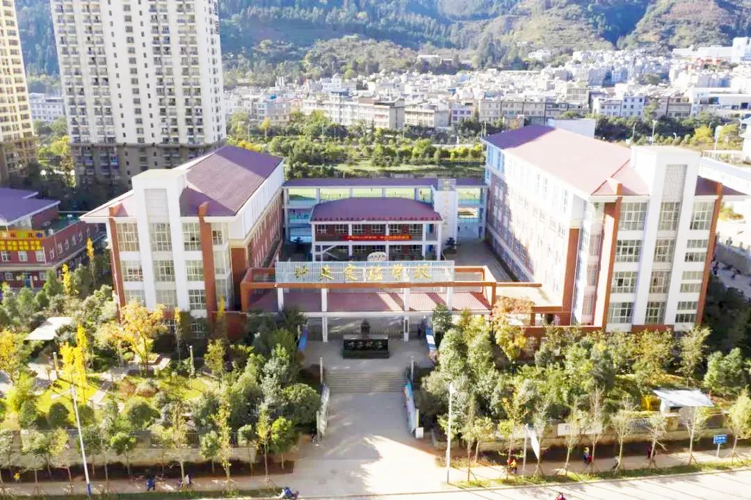 昆明公租房公司