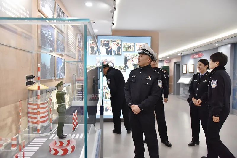 昆明交警