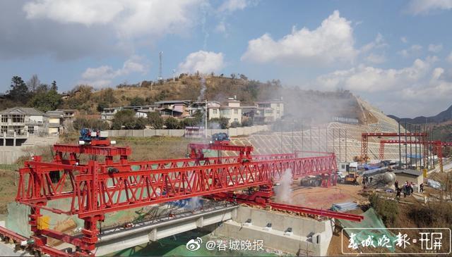 已完成总体建设的70%！昆倘高速公路计划今年全线建成通车