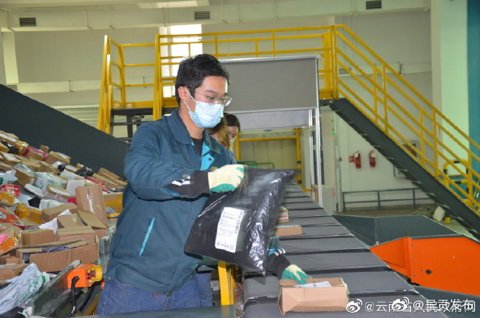 2021年我省邮政行业业务收入累计完成125.42亿元