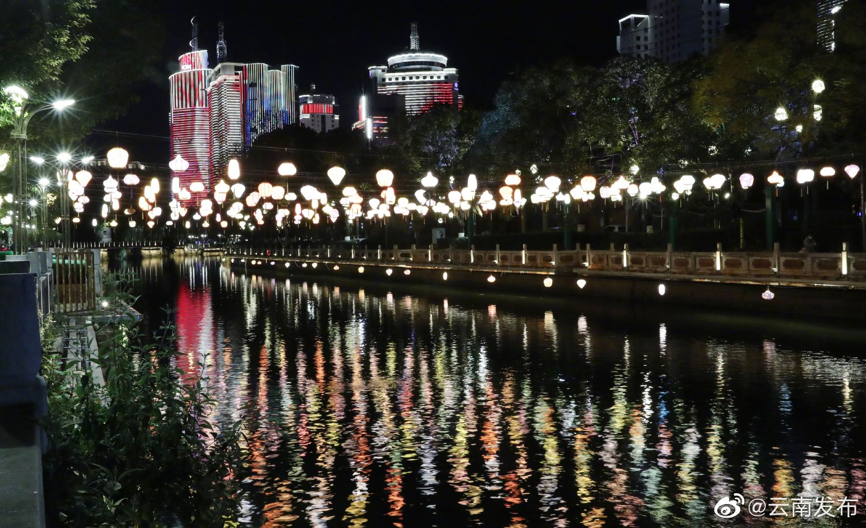 “云南发布”微博