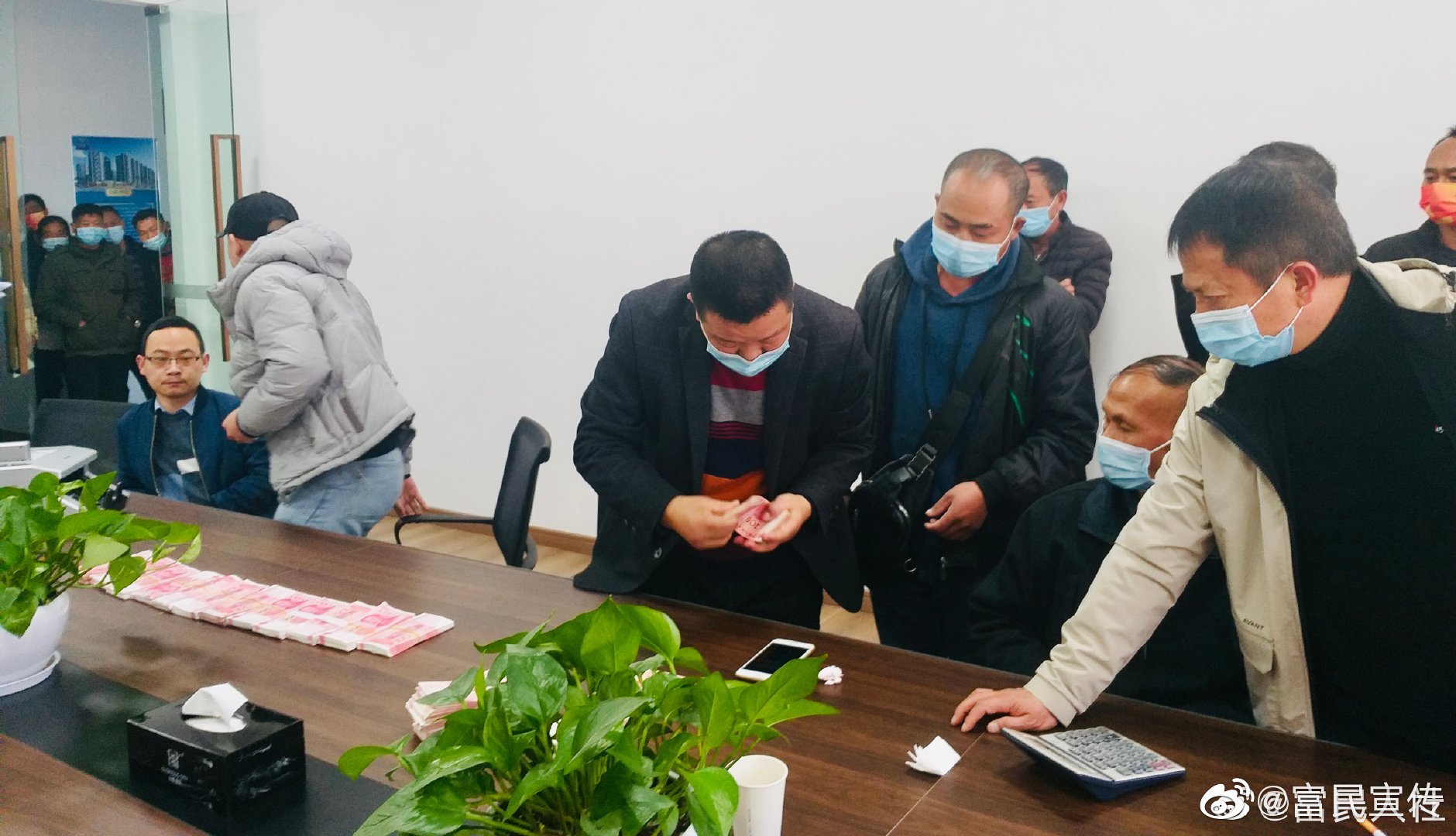 富民县人社局积极践行人民利益至上的初心，高效执法，切实维护农民工权益