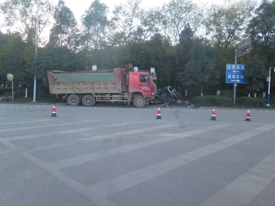 昆明交警