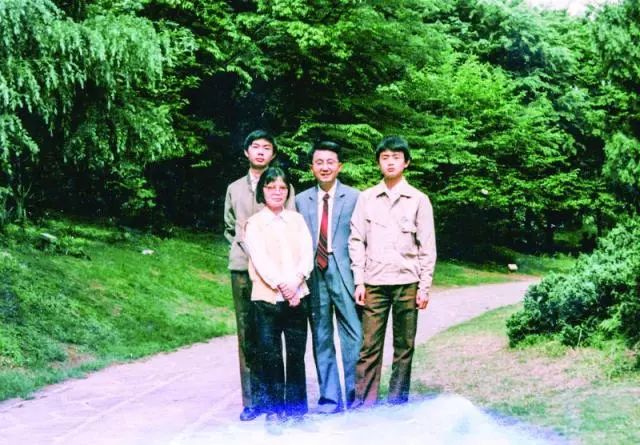 春城晚报