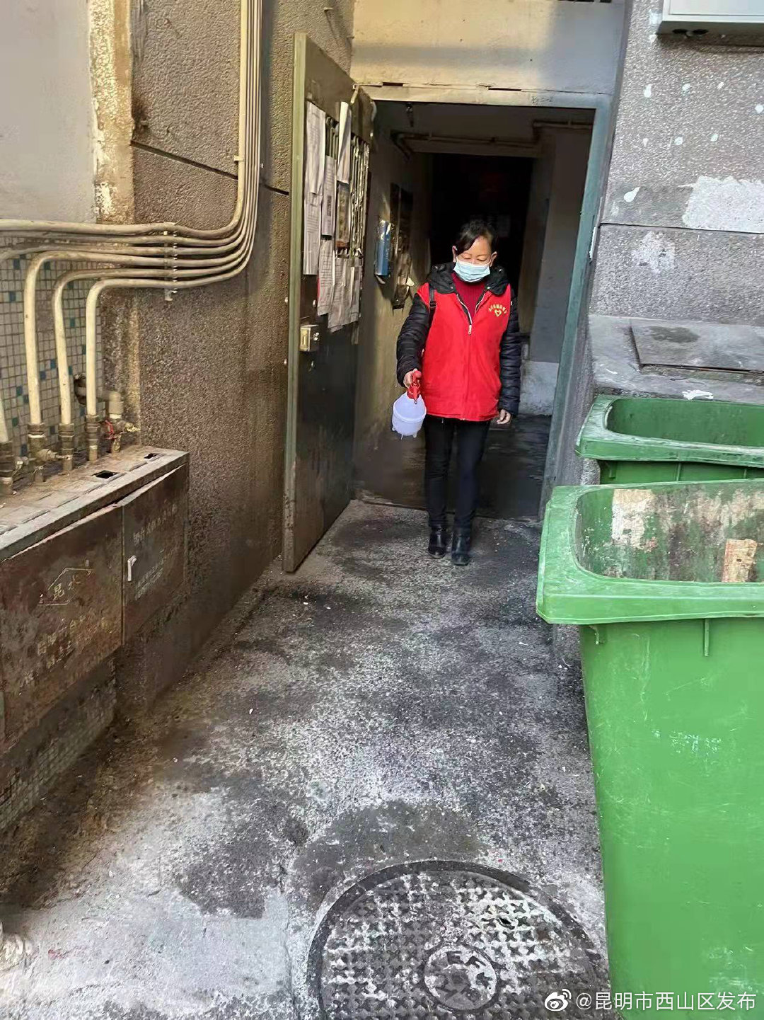 “昆明市西山区发布”微博
