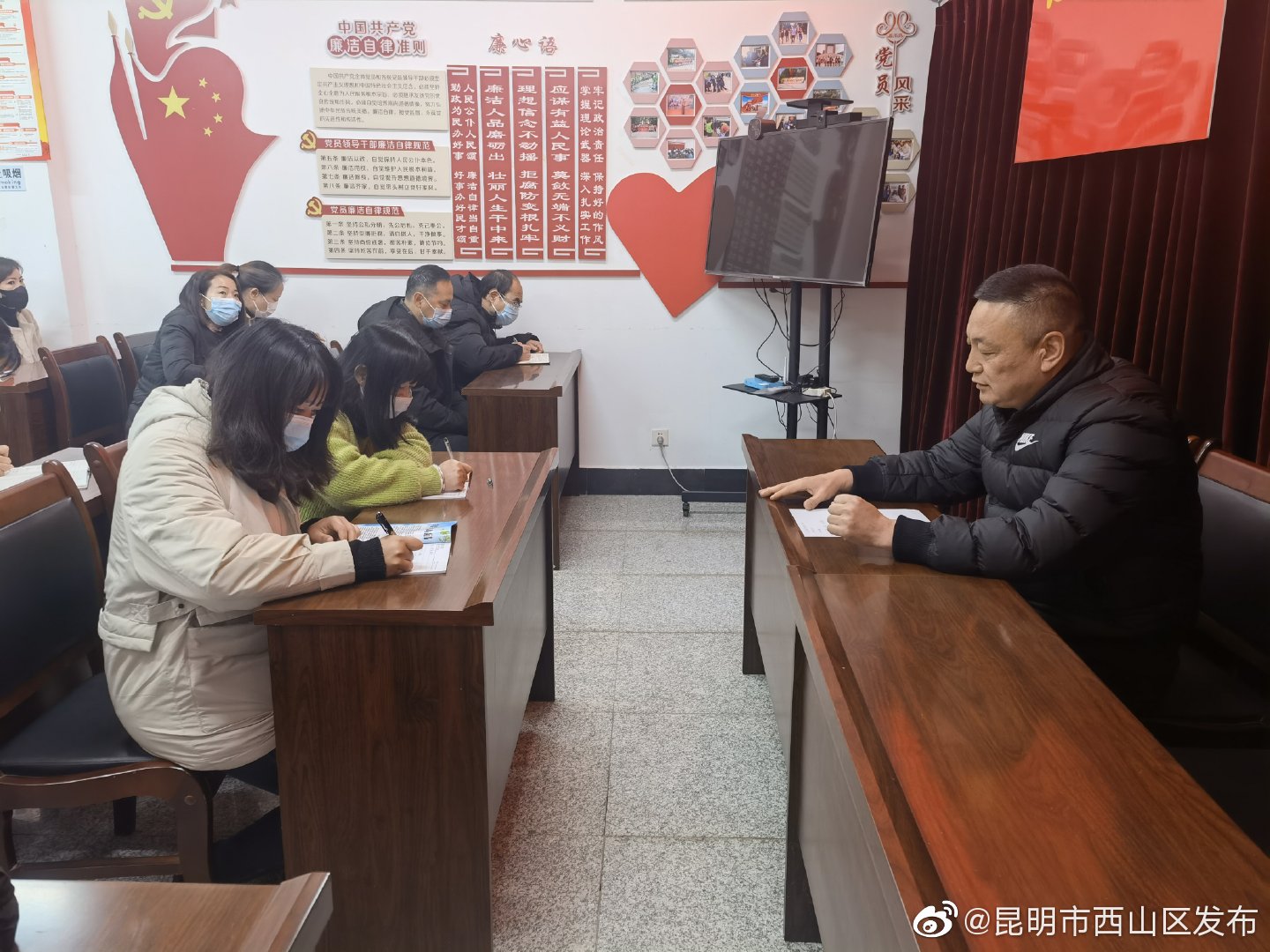 “昆明市西山区发布”微博