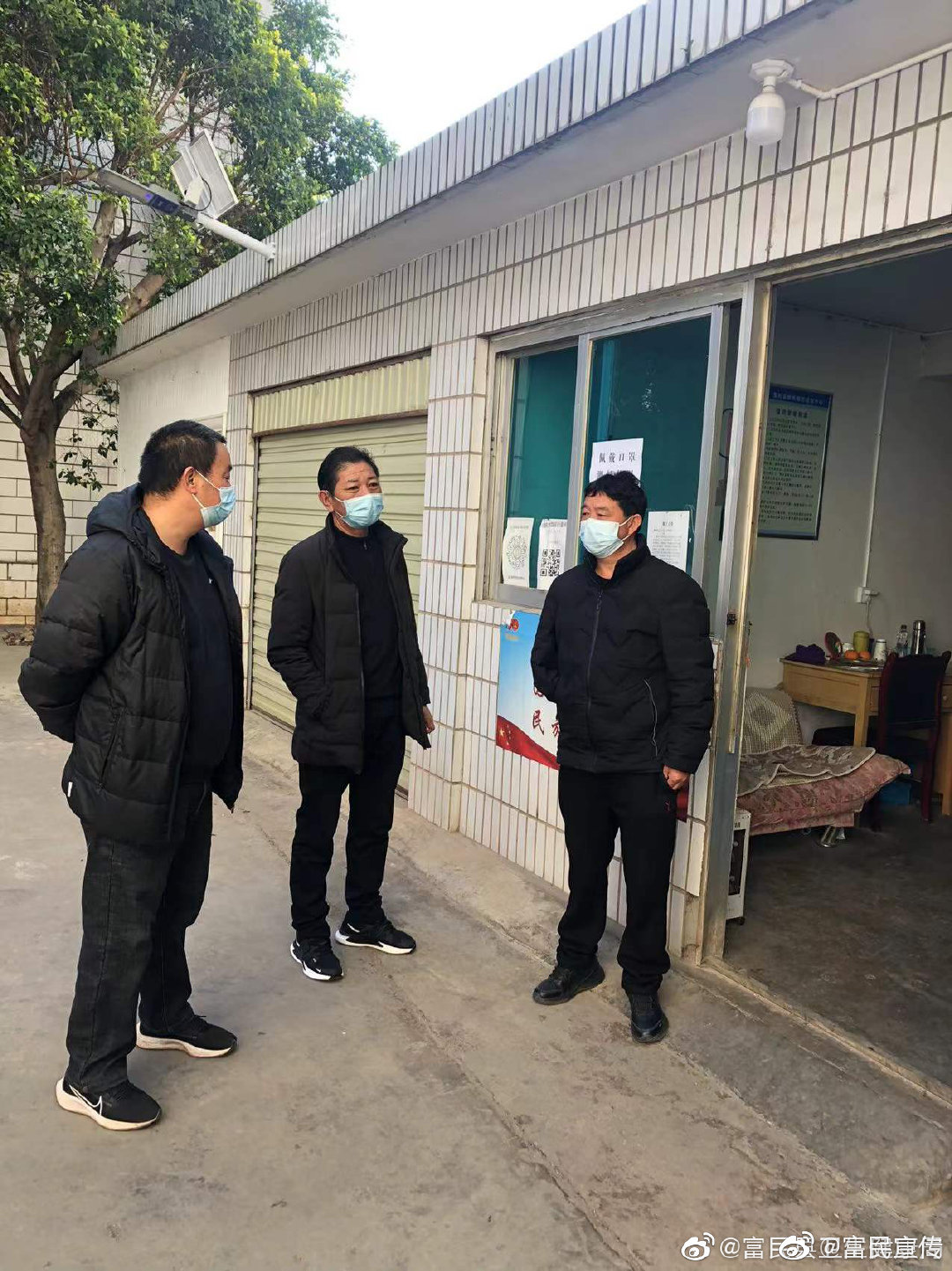 严管老旧小区 筑牢疫情“防护墙”