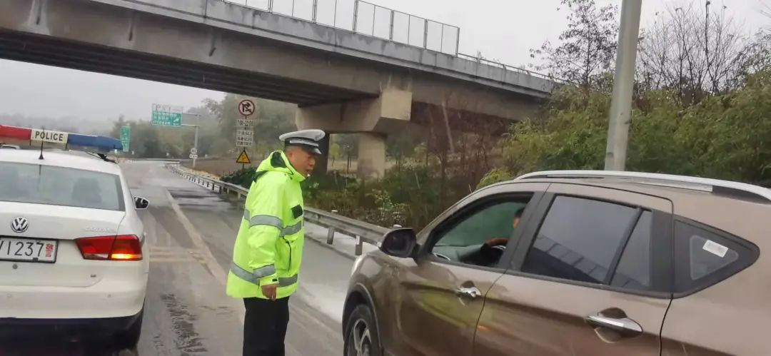 昆明交警