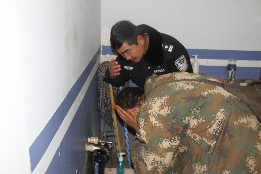 云南丽江警方