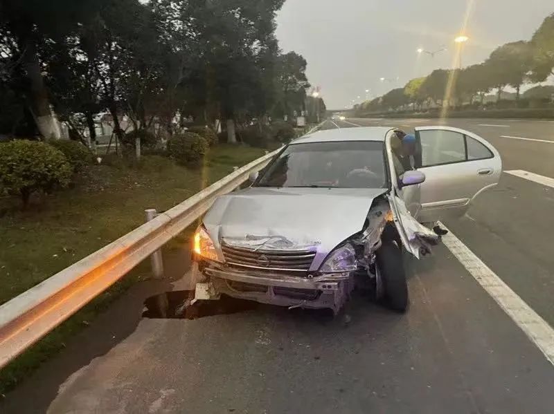 昆明交警