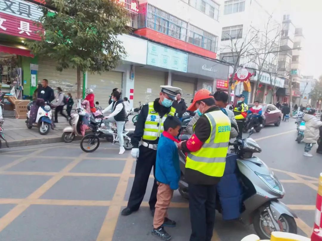 昆明交警