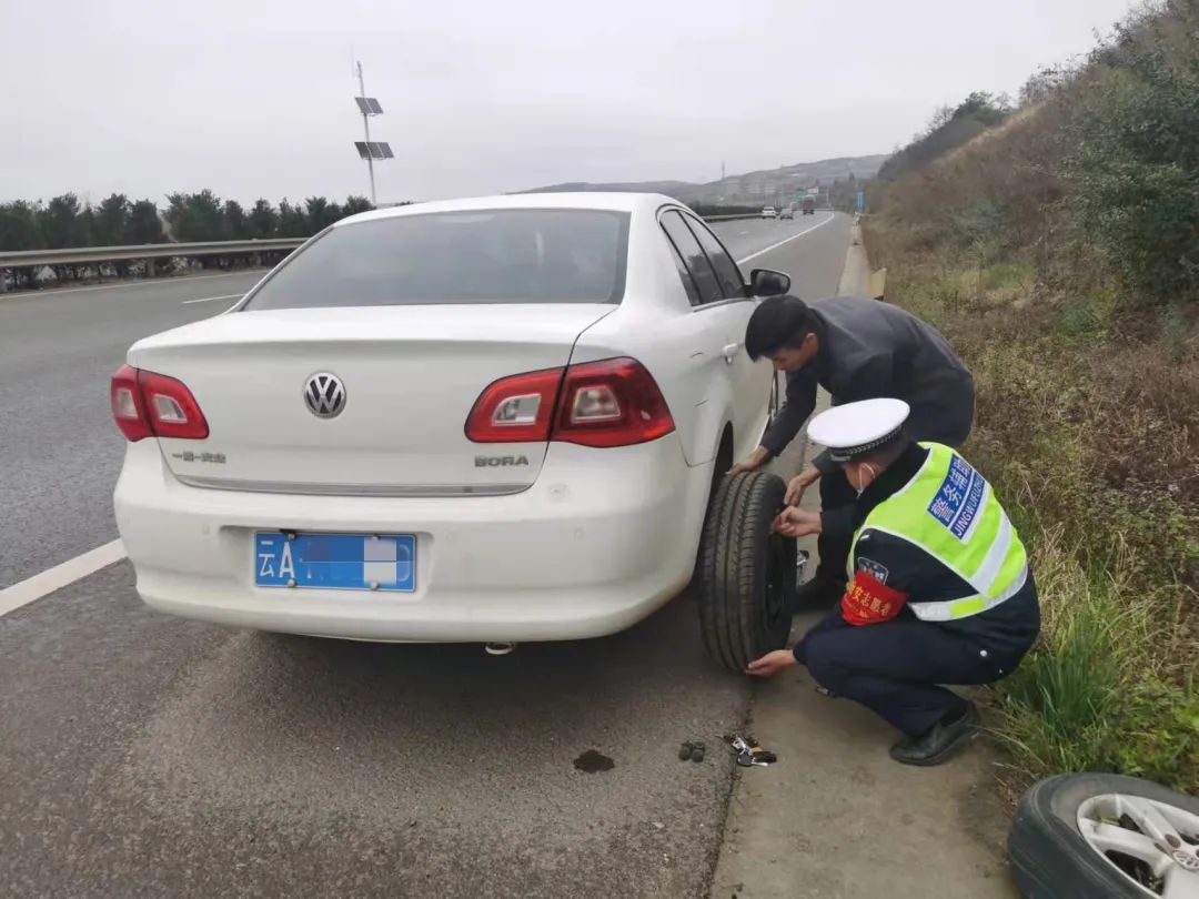 昆明交警