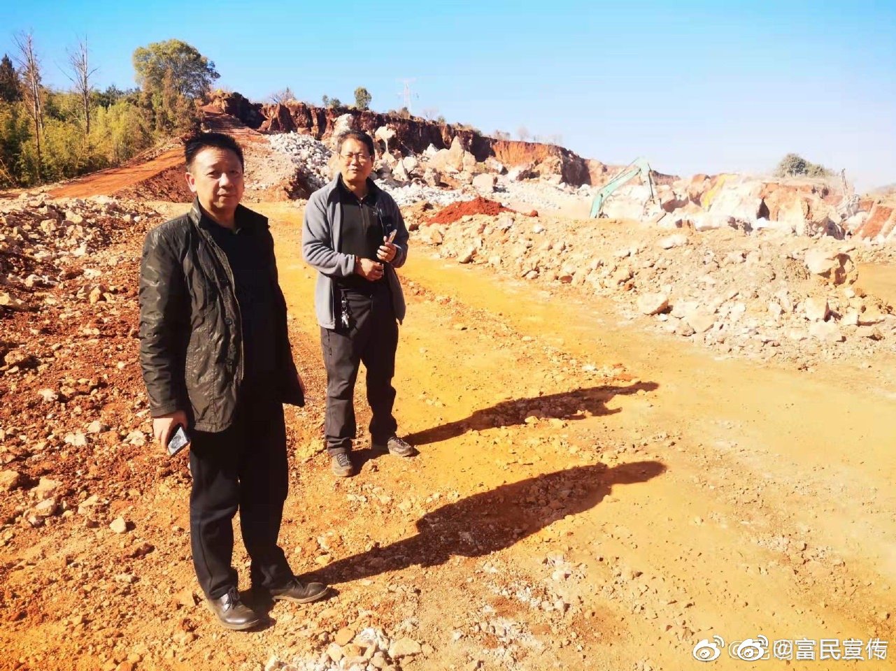 富民县应急管理局会同市生态环境富民分局开展非煤矿山（尾矿库）春节后复工复产安全环保联合检查