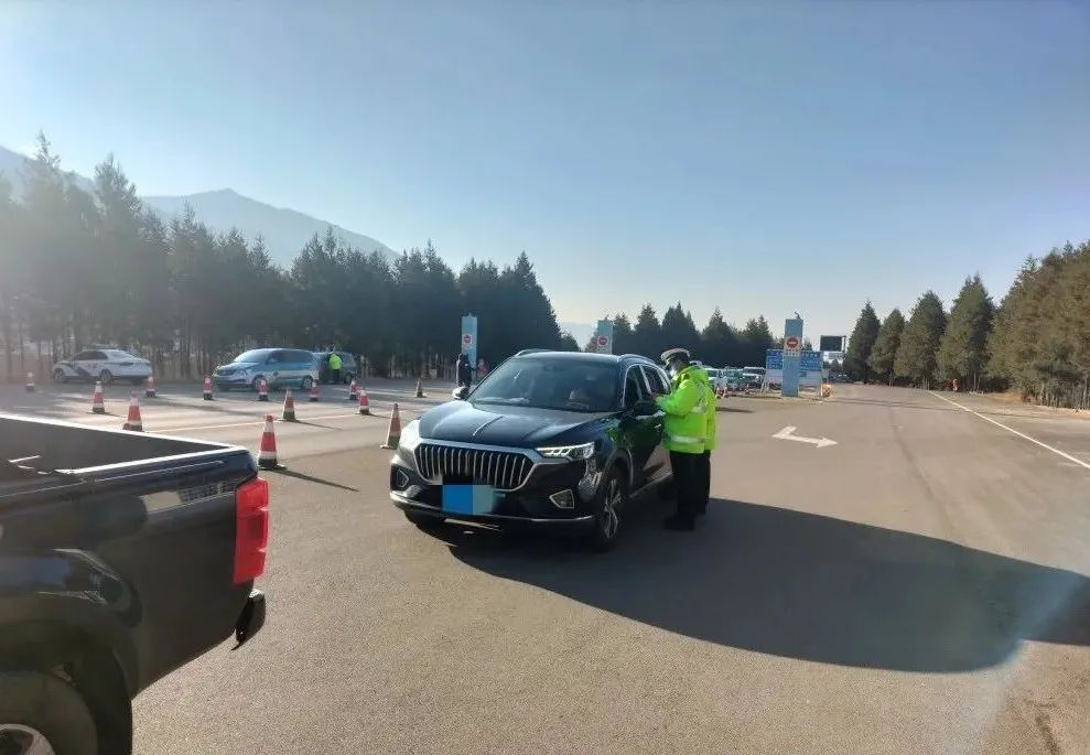 云南丽江警方