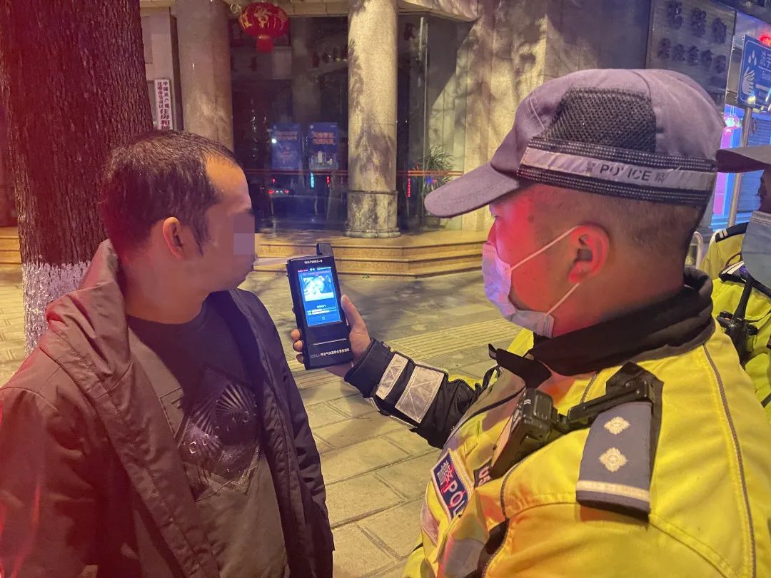 昆明交警