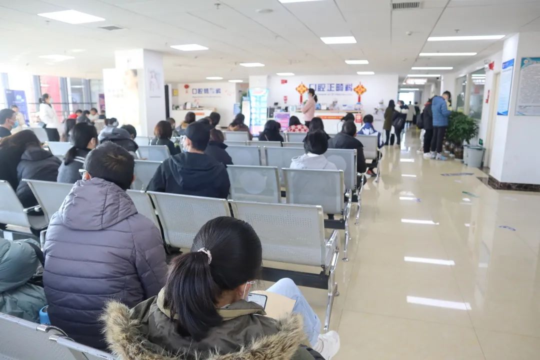 昆明医科大学附属口腔医院