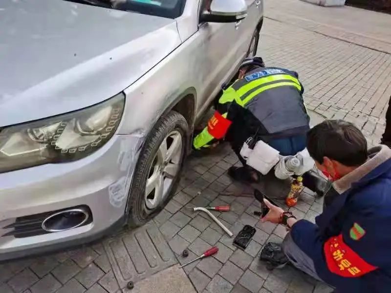 昆明交警