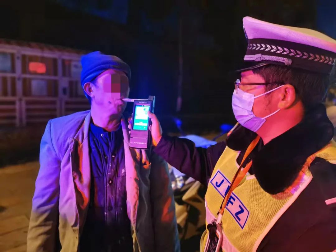 昆明交警